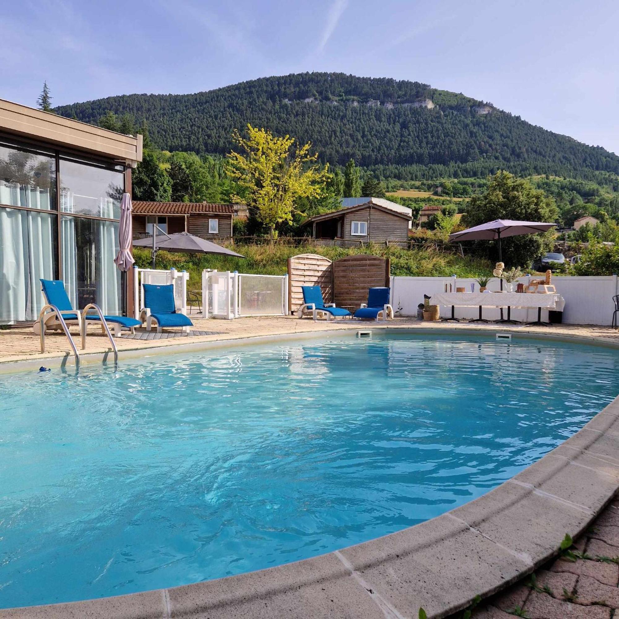 Tempo Hotel Millau Zewnętrze zdjęcie
