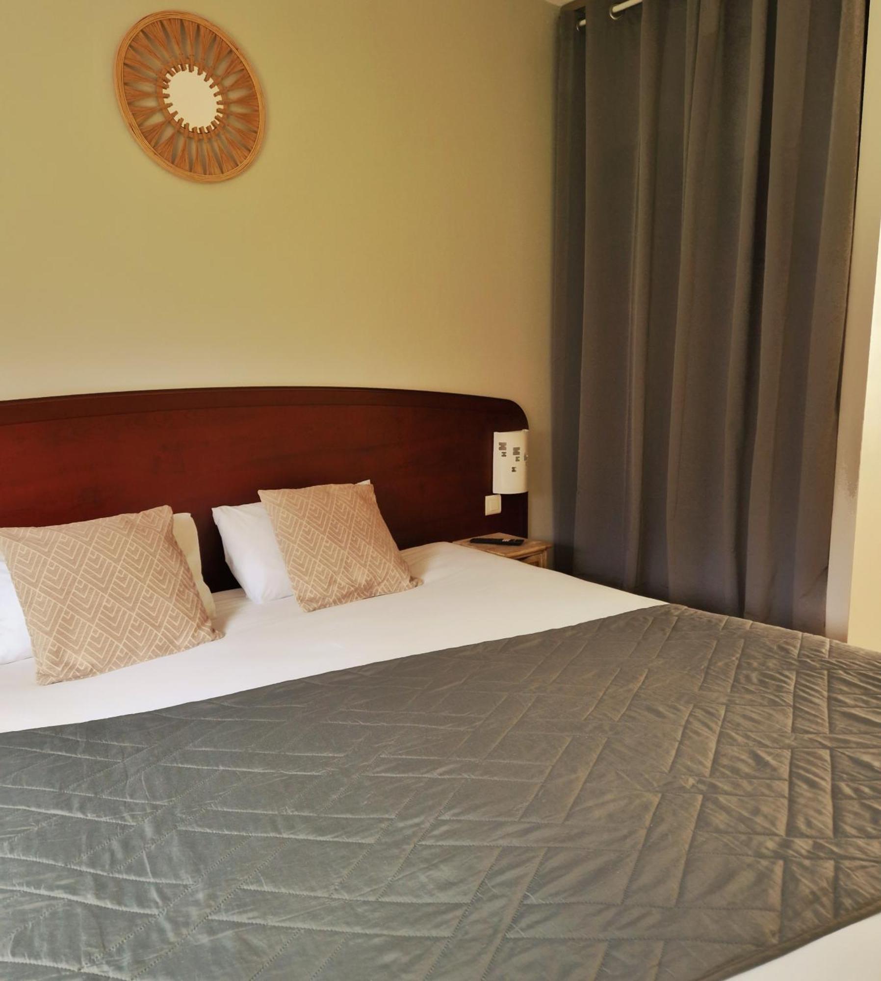 Tempo Hotel Millau Zewnętrze zdjęcie